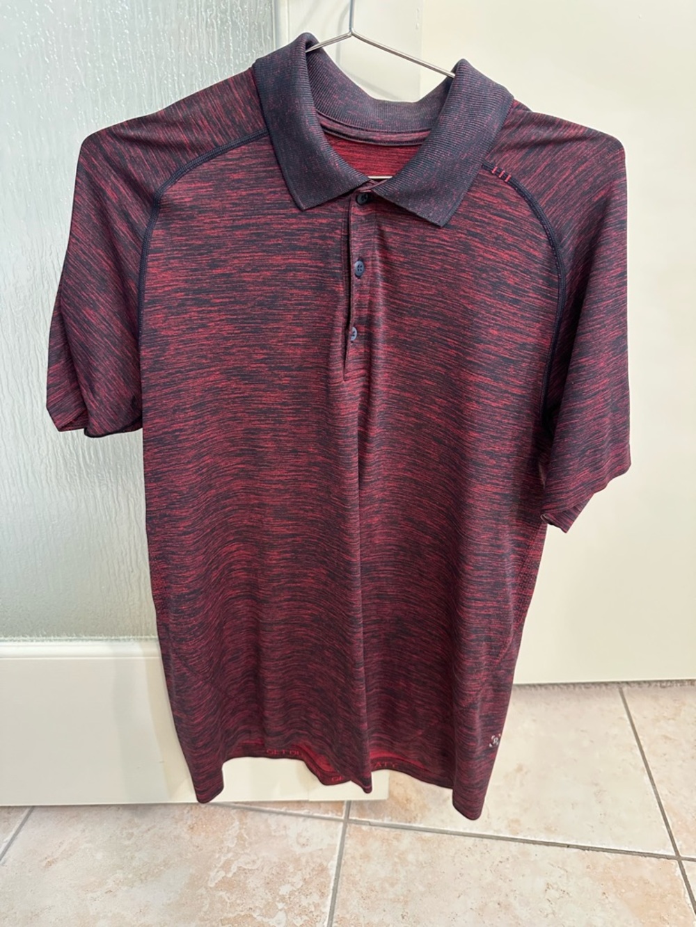 Lululemon Men's Performance Polo Shirt - Maroon/Black